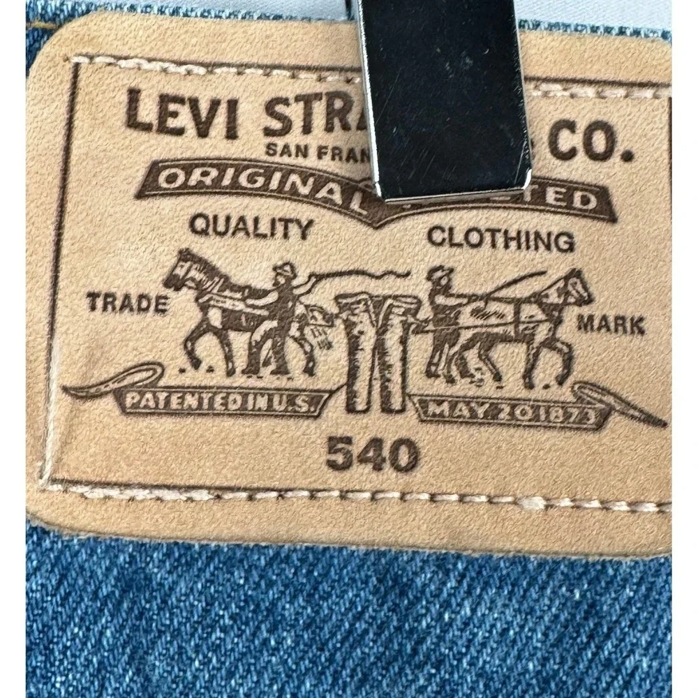 VTG 90's Levi's 540 Relaxed Fit 100% Cotton Brown Tab Men's Denim‎ Jeans 46x30
